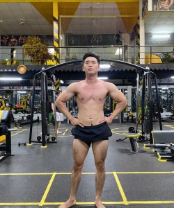 Hậu top